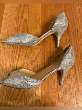 Kate Spade New York Glitter D’Orsay Heels Silver Peep Toe Pumps Size 8.5 B
